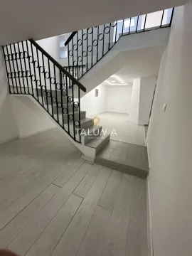 Rent, office space, 294m², Blok 5, Podgorica - image 11