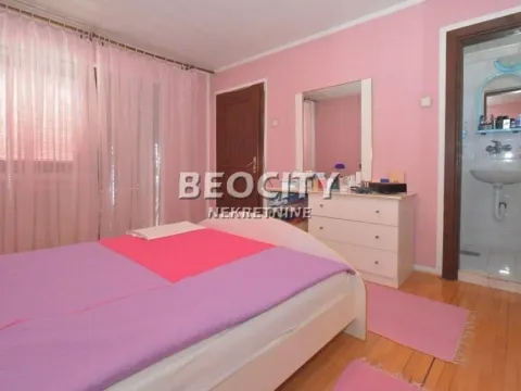 Prodaja, kuća, 360m², Kudeljarski Nasip, Pančevo - image 5