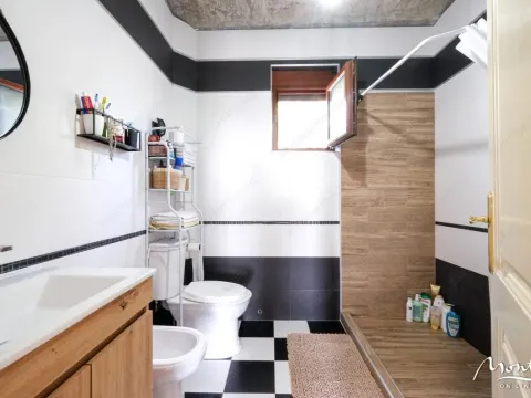 Prodaja, kuća, 280m², Bar, Crna Gora - image 25