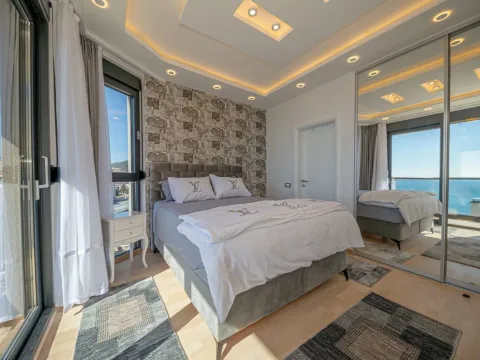 Izdavanje, trosoban stan, 136m², Bečići, Budva - image 5