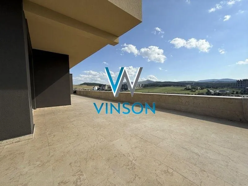 Prodaja, četvorosoban stan, 310m², Centar, Zlatibor