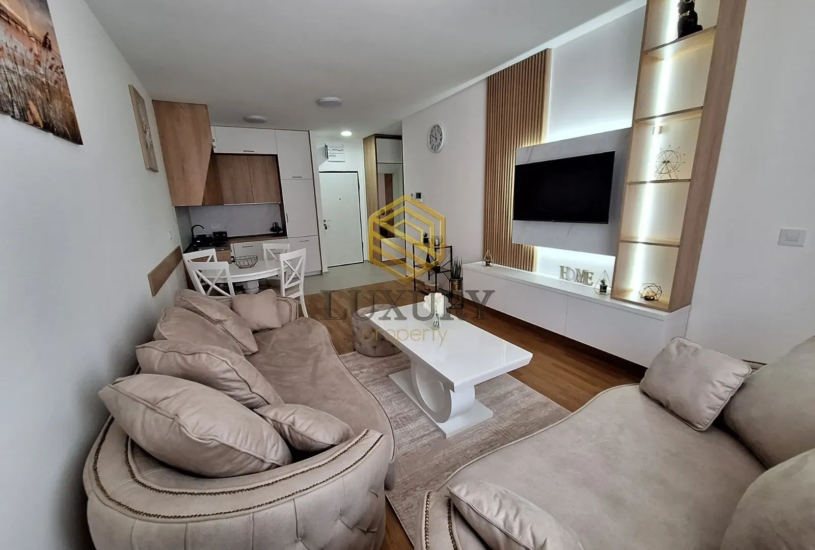 Izdavanje, jednosoban stan, 48m², Stari Aerodrom, Podgorica