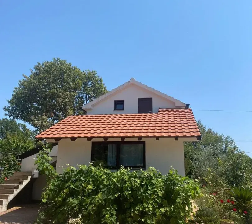 Sale, house, 765m², Krimovica, Kotor