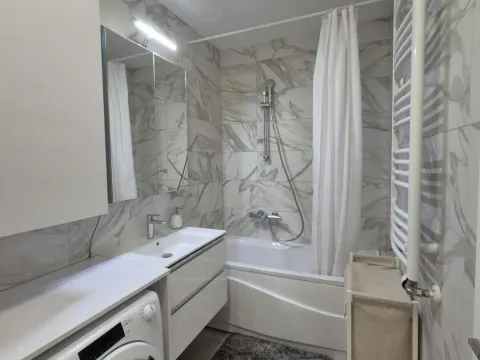 Izdavanje, trosoban stan, 88m², Novi Beograd Sve Podlokacije, Beograd - image 14