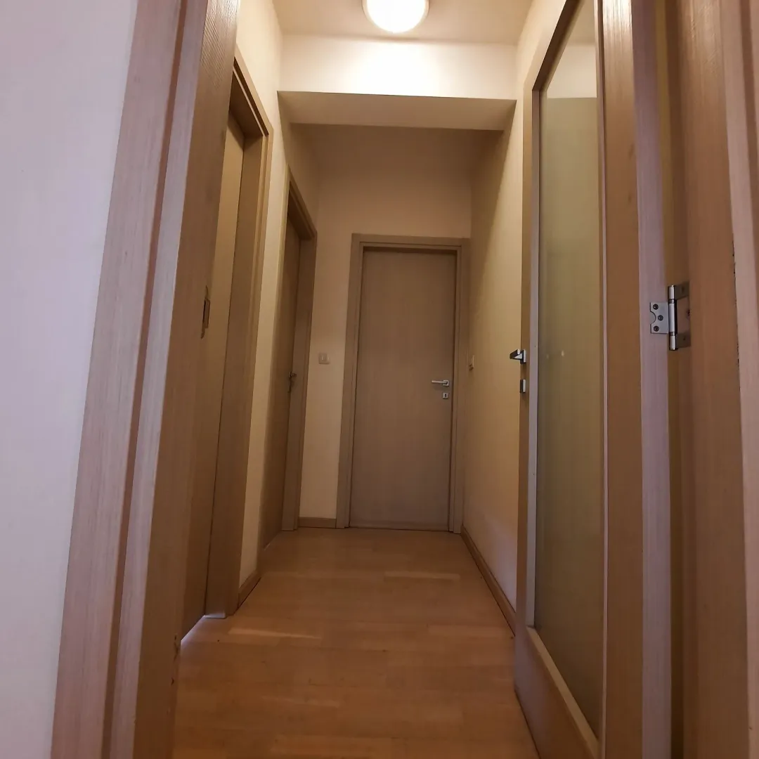 Izdavanje, trosoban stan, 76m², City Kvart, Podgorica