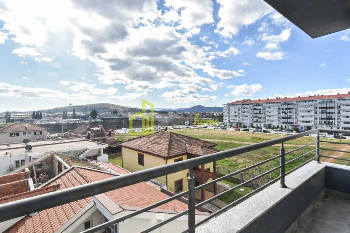 Prodaja, dvosoban stan, 67m², Kod Big Fashion-a, Podgorica
