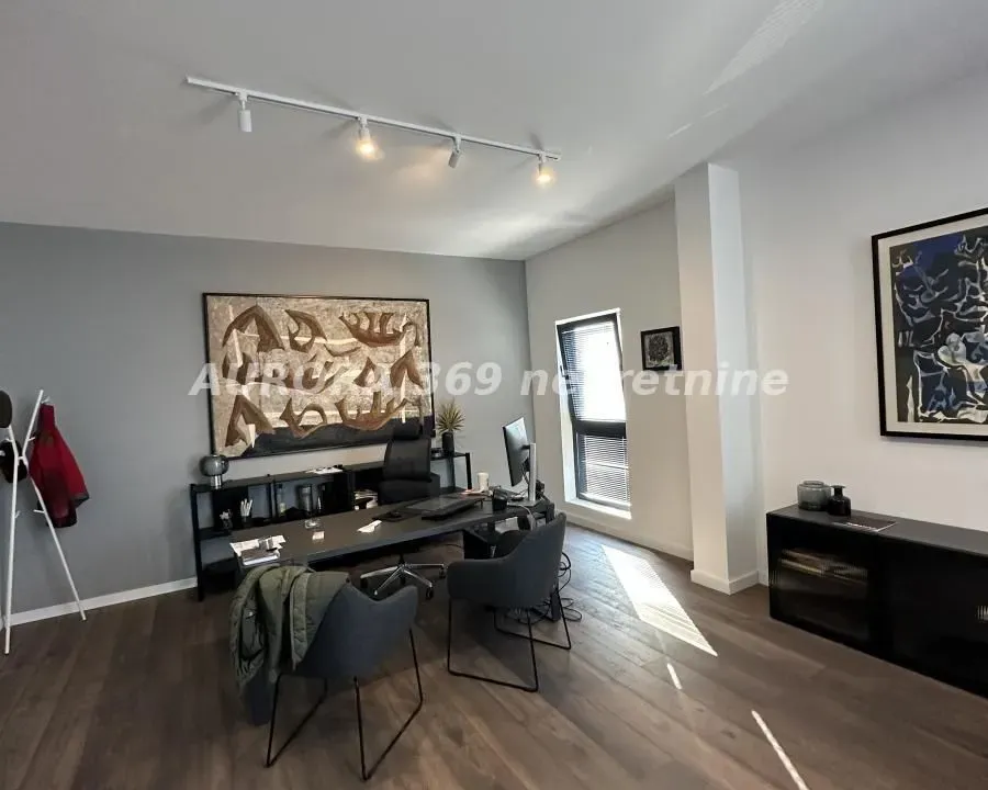 Sale, office space, 600m², Klisa, Novi Sad Sve Podlokacije