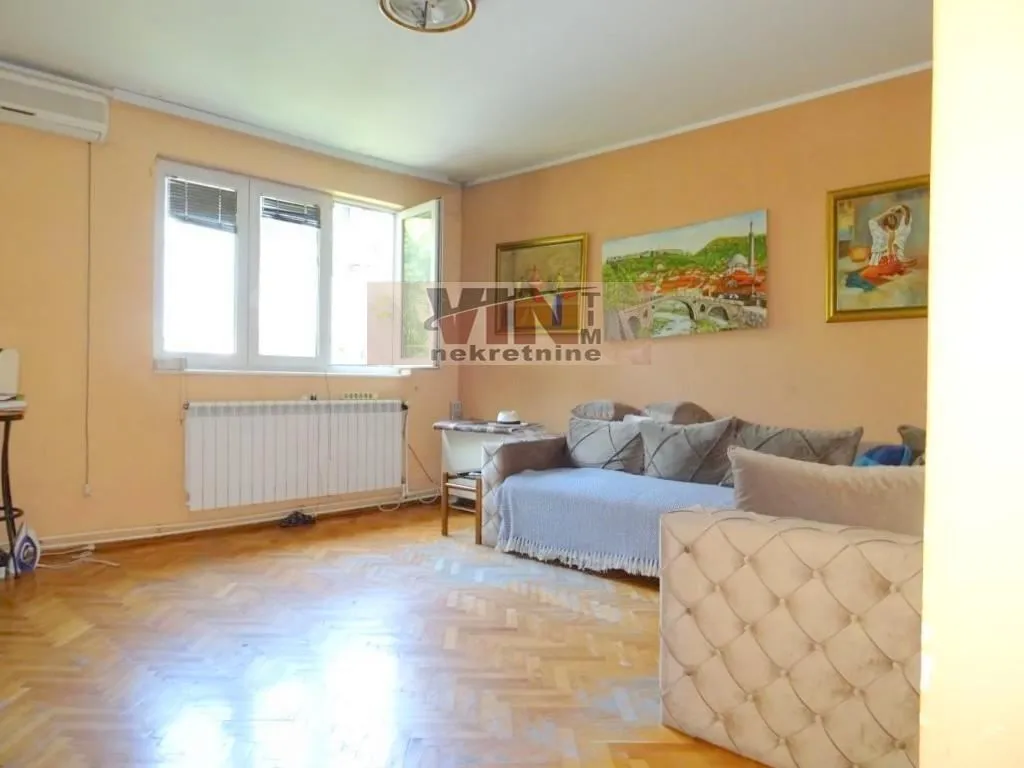 Prodaja, trosoban stan, 71m², Karaburma, Palilula Sve Podlokacije