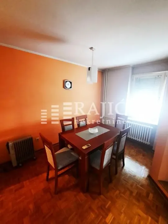 Rent, two bedroom apartment, 69m², Vračar Sve Podlokacije, Beograd