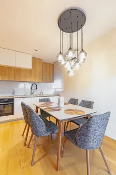 Rent, two bedroom apartment, 100m², Central Point, Podgorica - image 12