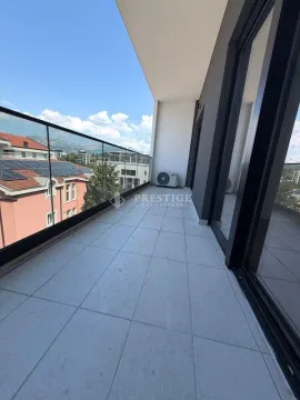 Prodaja, jednosoban stan, 47m², Momišići, Podgorica - image 12