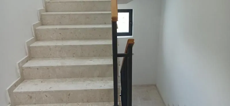 Sale, three bedroom apartment, 91m², Neimar, Vračar Sve Podlokacije