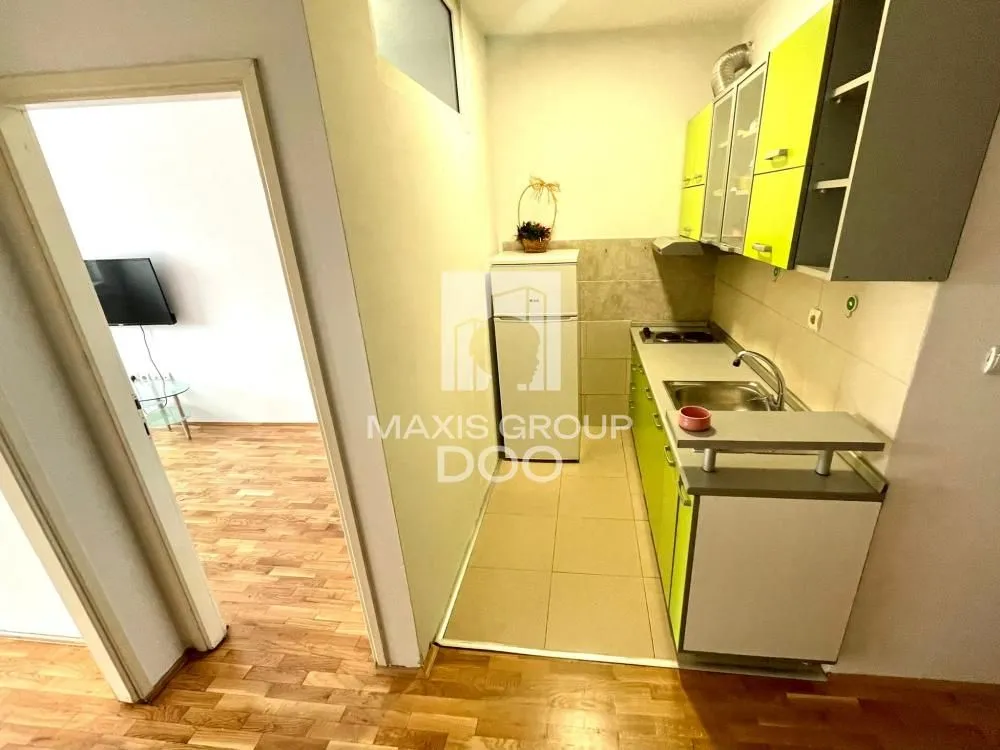 Prodaja, dvosoban stan, 38m², Južni Bulevar, Vračar Sve Podlokacije