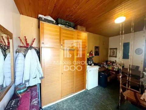 Sale, three bedroom apartment, 70m², Stari Grad, Beograd - image 12