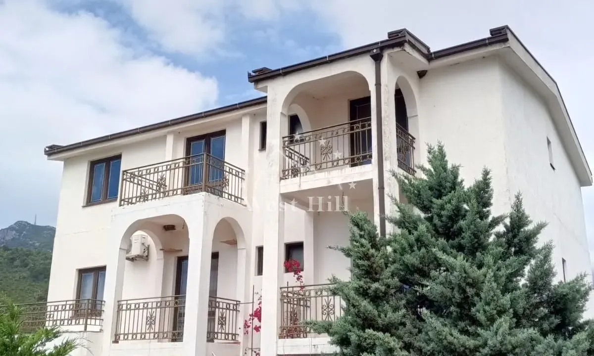 Prodaja, kuća, 410m², Sutomore, Bar