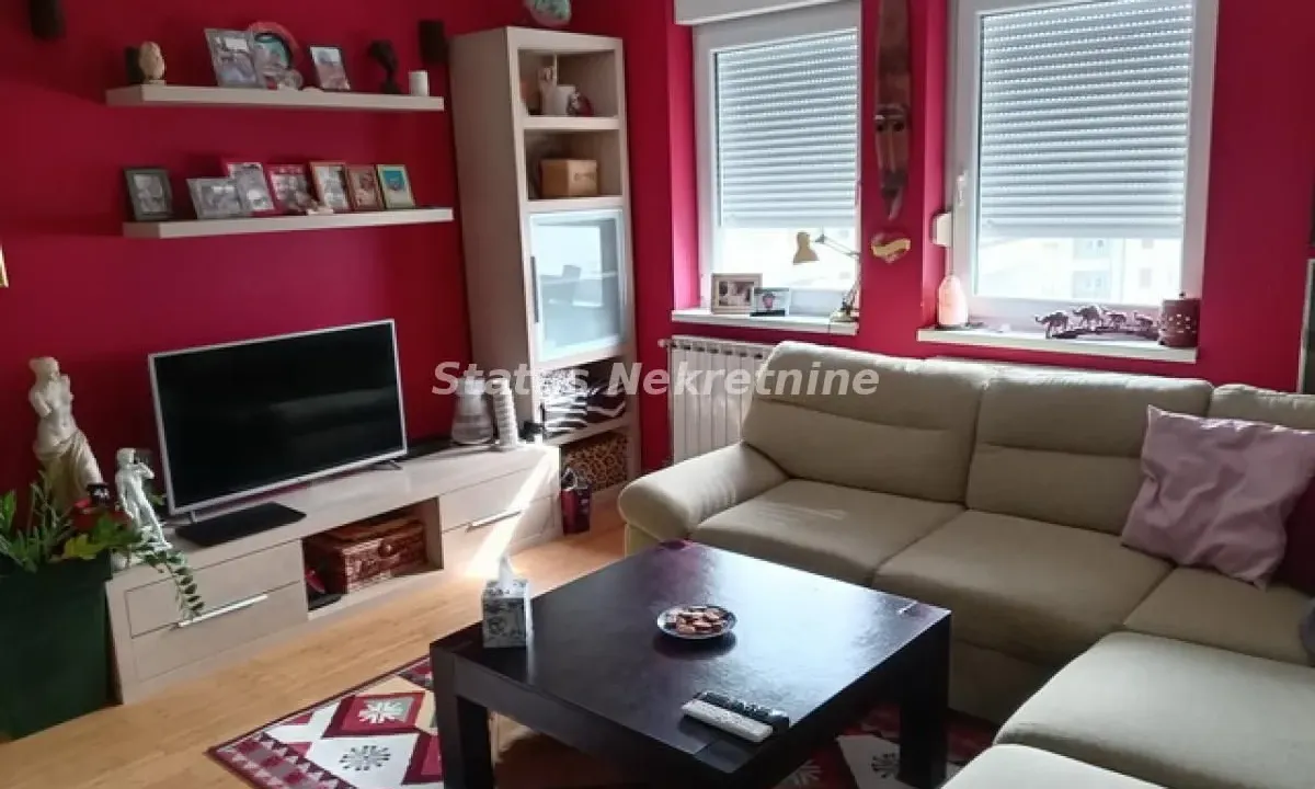 Prodaja, četvorosoban stan, 96m², Grbavica, Novi Sad Sve Podlokacije