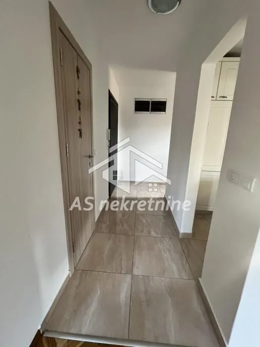 Rent, three bedroom apartment, 78m², Autokomanda, Voždovac Sve Podlokacije
