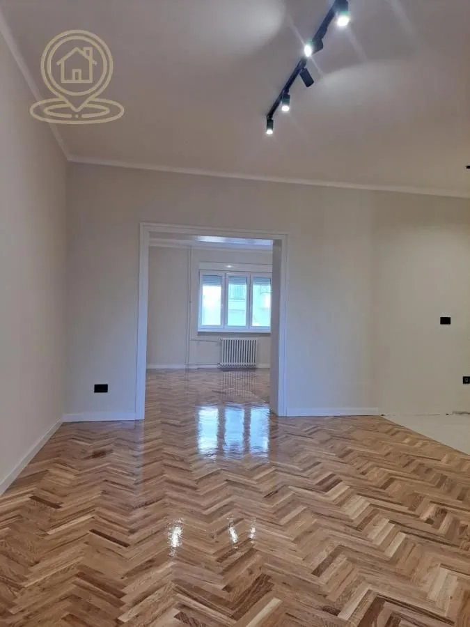 Prodaja, dvosoban stan, 59m², Stari grad, Novi Sad