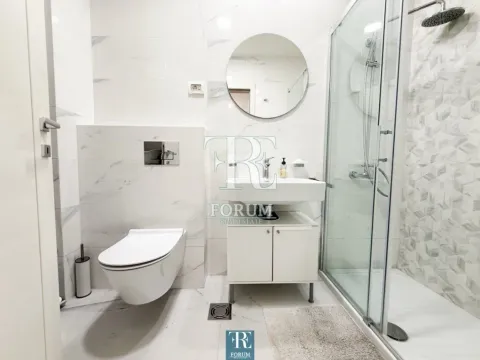 Izdavanje, jednosoban stan, 42m², Central Point, Podgorica - image 8