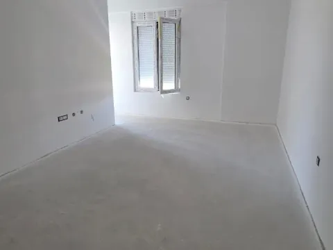 Sale, one bedroom apartment, 37m², Zabjelo, Podgorica - image 6