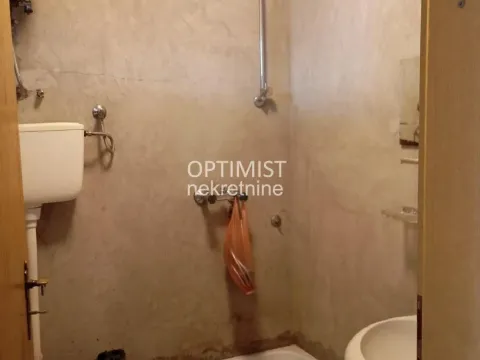 Prodaja, kuća, 197m², Krnjaca, Palilula Sve Podlokacije - image 9