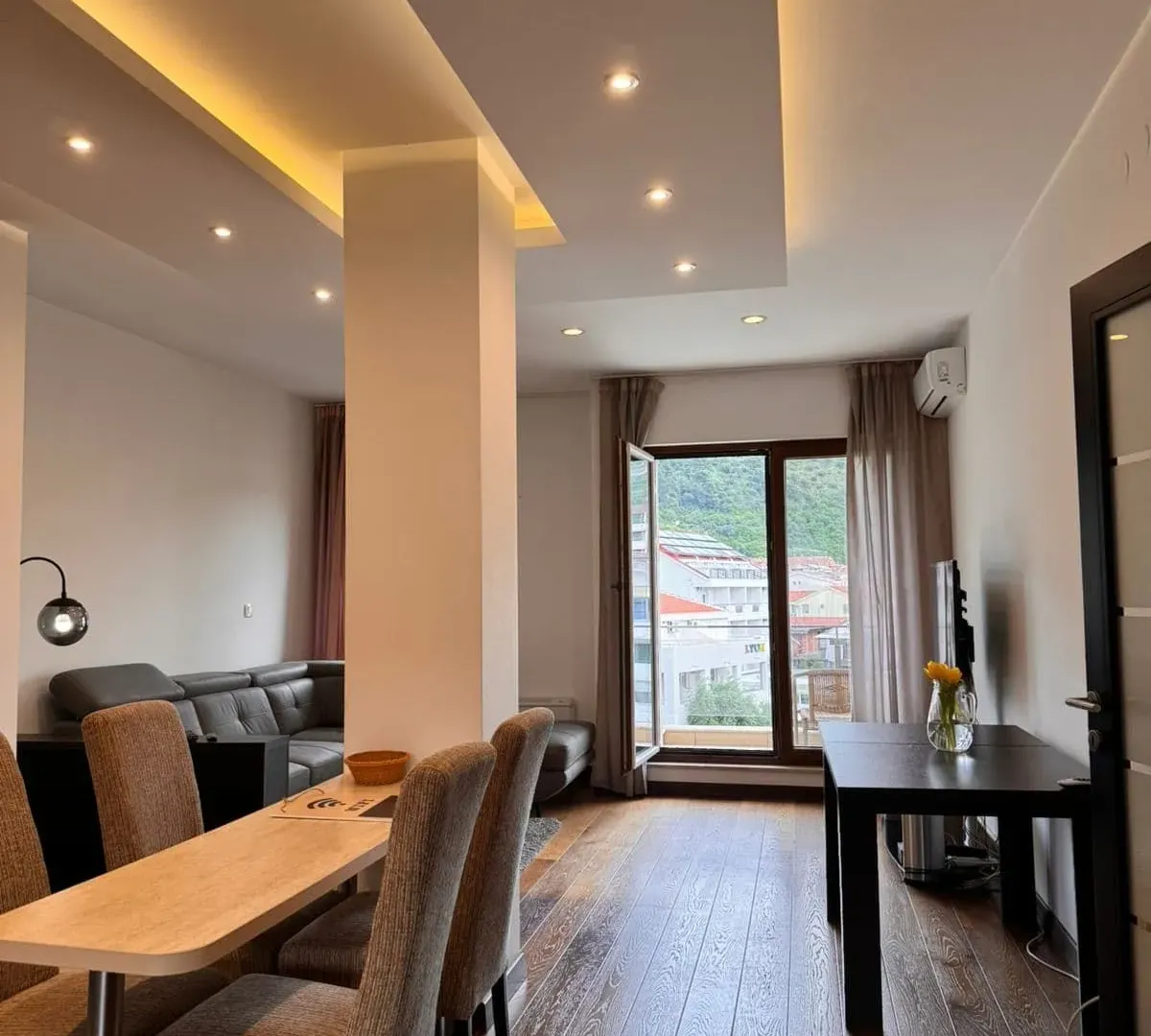 Sale, apartment, 86m², Budva, Crna Gora