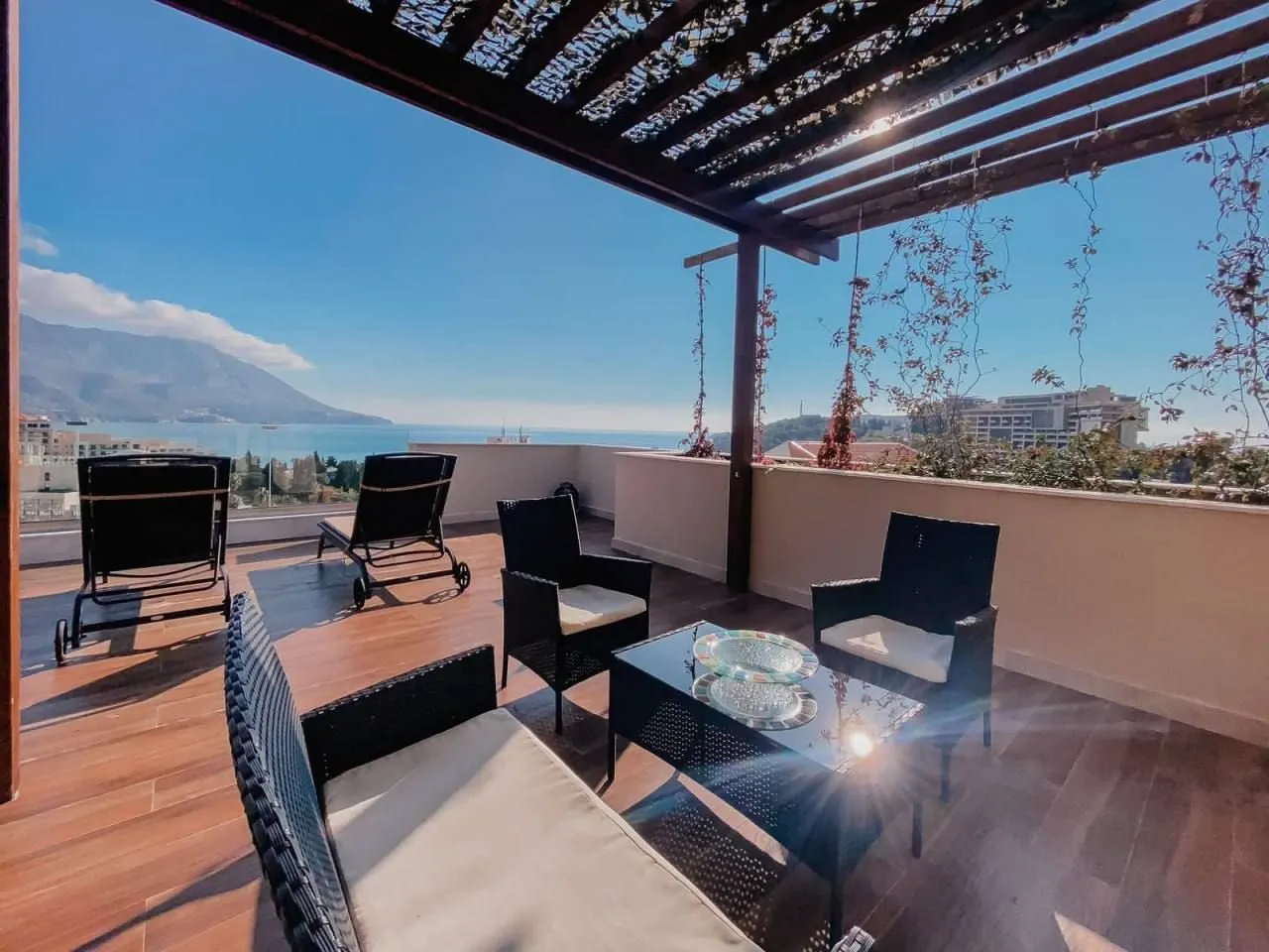Prodaja, dvosoban stan, 58m², Bečići, Budva