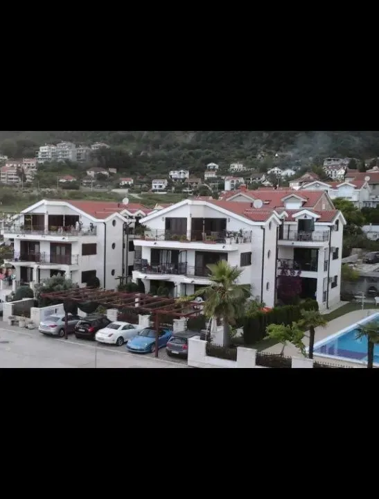 Izdavanje, stan, 54m², Đenovići, Herceg Novi