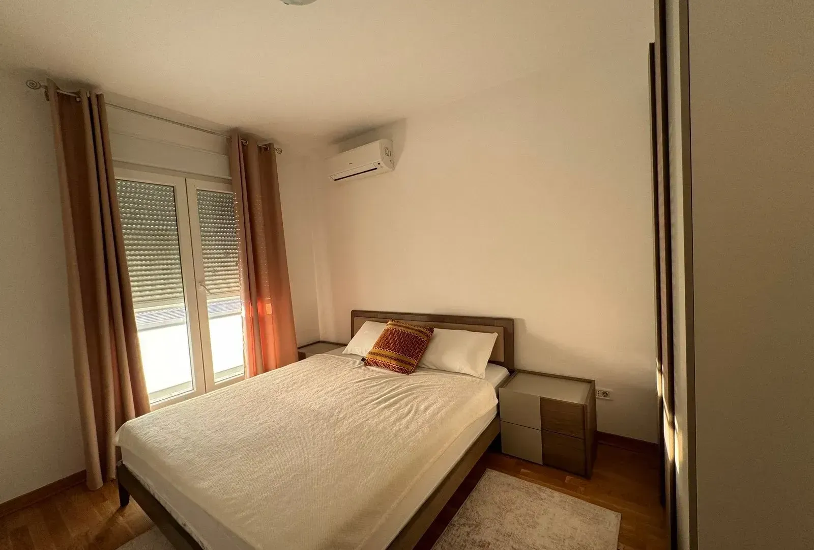 Rent, two bedroom apartment, 65m², City Kvart, Podgorica