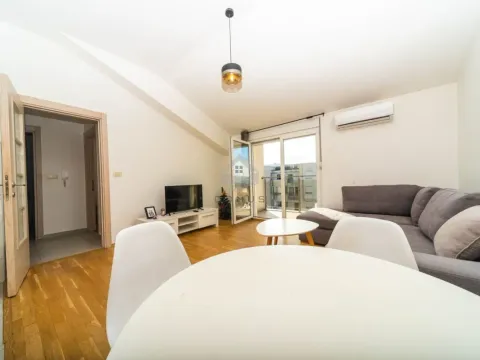 Prodaja, jednosoban stan, 45m², Blok 9, Podgorica - image 14