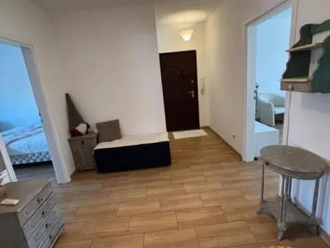 Izdavanje, trosoban stan, 84m², Voždovac Sve Podlokacije, Beograd - image 12