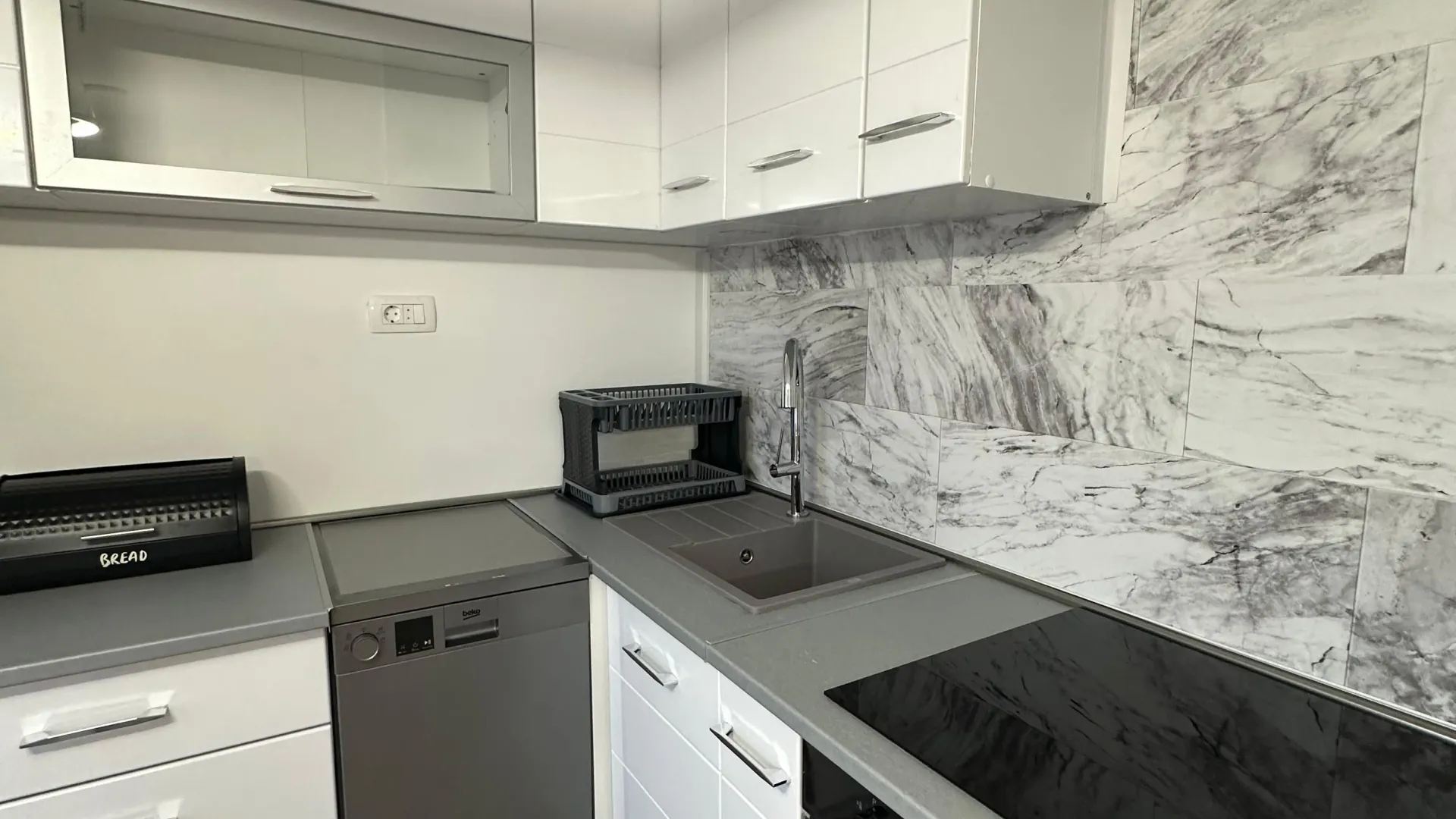 Izdavanje, stan, 54m², Seljanovo, Tivat