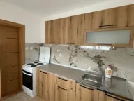Rent, two bedroom apartment, 80m², Cetinje, Crna Gora - image 8