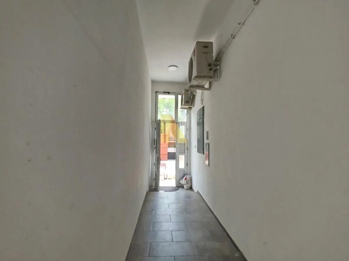 Rent, office space, 160m², Centar, Novi Sad