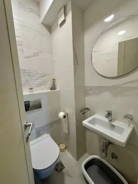 Prodaja, dvosoban stan, 70m², Central Point, Podgorica - image 13