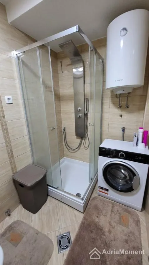 Prodaja, dvosoban stan, 67m², Bečići, Budva