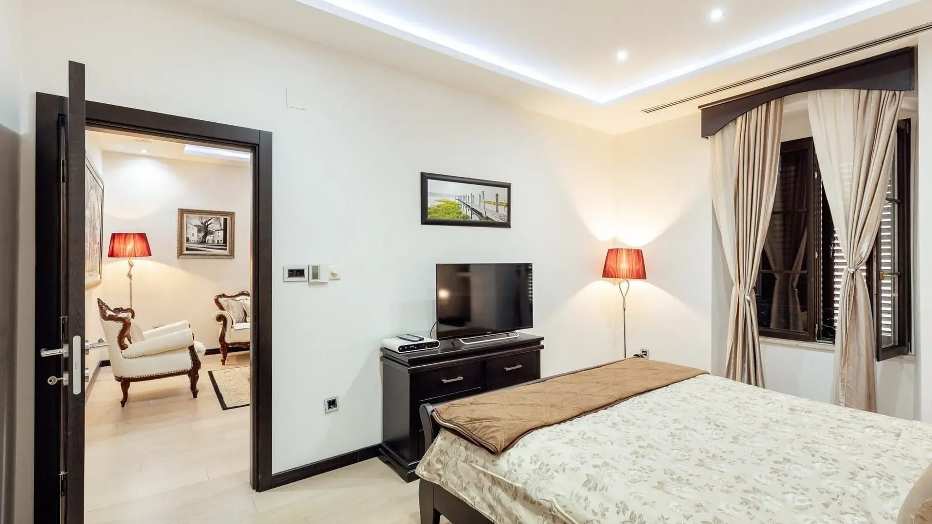 Prodaja, dvosoban stan, 117m², Stari Grad Kotor, Kotor