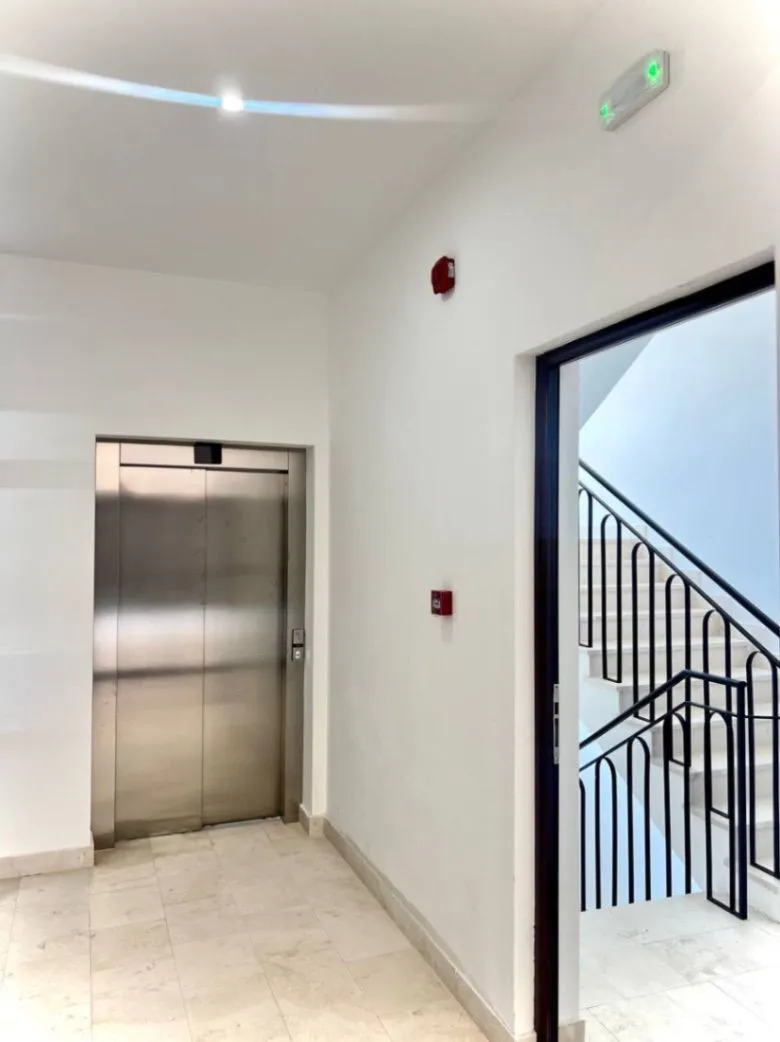 Prodaja, trosoban stan, 132m², Donja Gorica, Podgorica