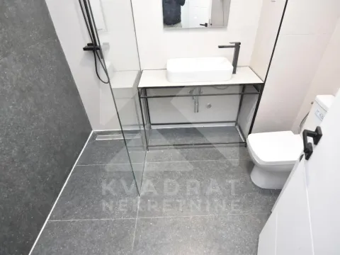 Rent, two bedroom apartment, 79m², Momišići, Podgorica - image 13
