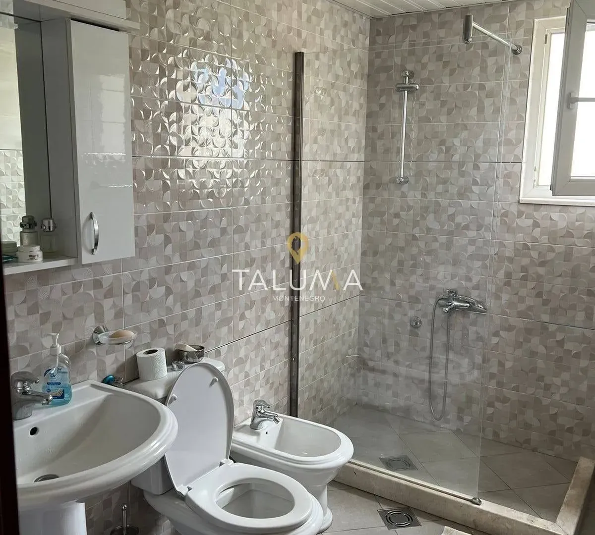 Sale, apartment, 125m², Centar, Bar