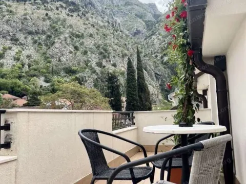 Prodaja, poslovni prostor, 320m², Kotor, Crna Gora - image 27