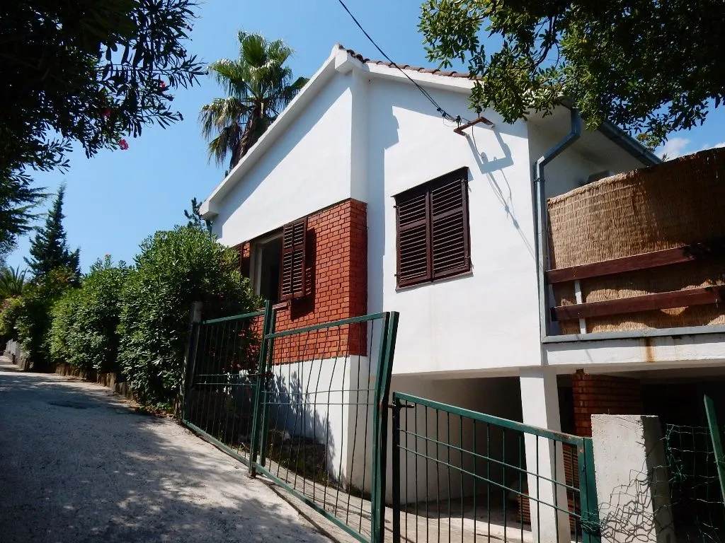 Prodaja, stan, 84m², Krašići, Tivat