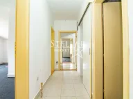 Izdavanje, poslovni prostor, 120m², Stari Aerodrom, Podgorica - image 10