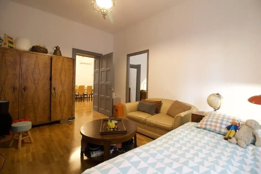 Sale, four bedroom apartment, 103m², Stari Grad, Beograd