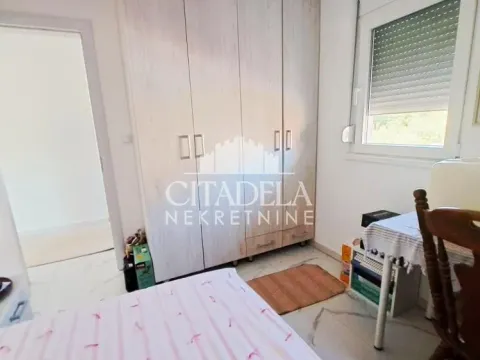 Prodaja, kuća, 313m², Jajinci, Voždovac Sve Podlokacije - image 8