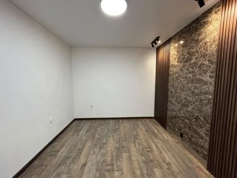 Prodaja, jednosoban stan, 42m², Šušanj, Bar - image 4