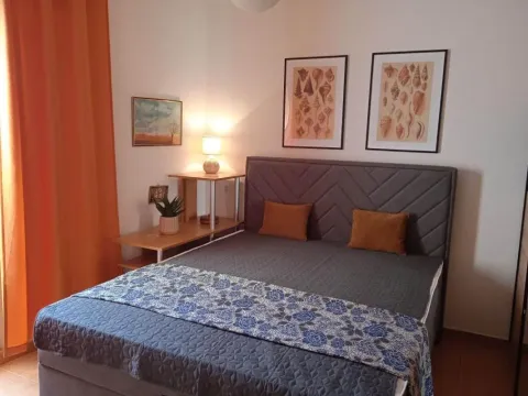 Sale, one bedroom apartment, 44m², Petrovac, Budva - image 2
