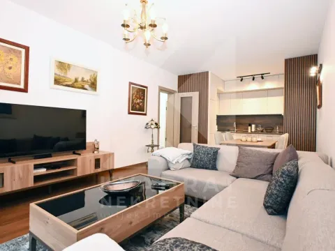 Rent, two bedroom apartment, 70m², Master Kvart, Podgorica - image 3