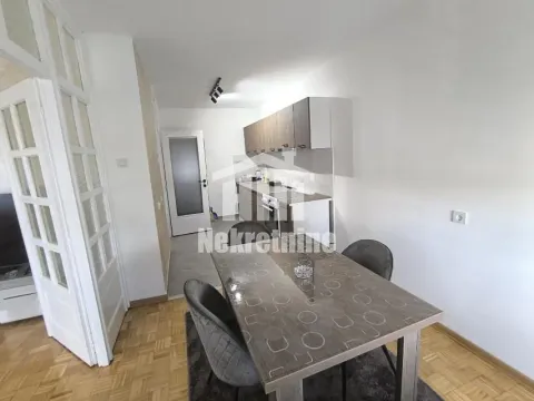 Rent, one bedroom apartment, 43m², Vračar Sve Podlokacije, Beograd - image 6