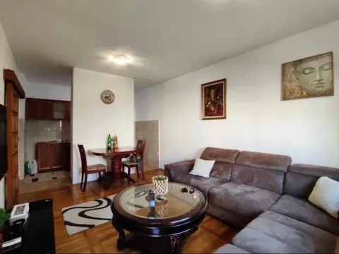 Rent, two bedroom apartment, 64m², Stari Aerodrom, Podgorica - image 2